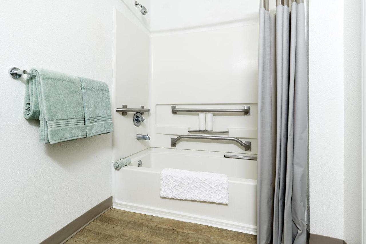 Intown Suites Extended Stay Atlanta Ga - Lilburn Bagian luar foto